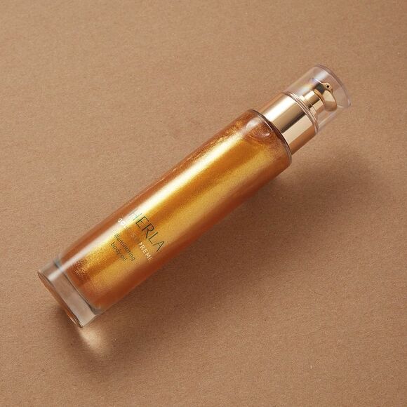 Herla Gold Supreme Illuminating Body Oil With 24K Gold - Picture 6 of 10